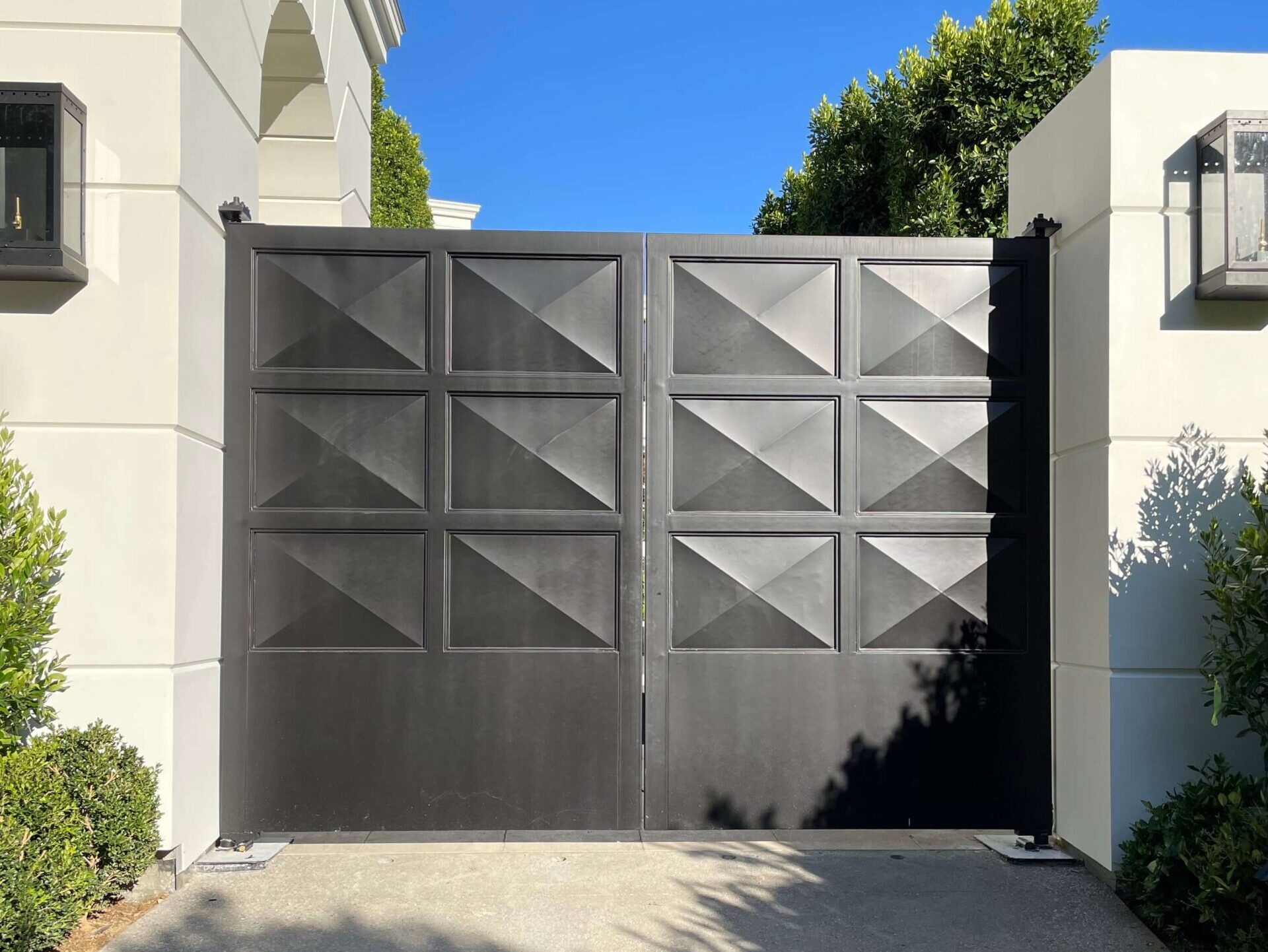 Modern Design Gate Installation wit FAAC (in ground) Motors | West Hollywood, CA